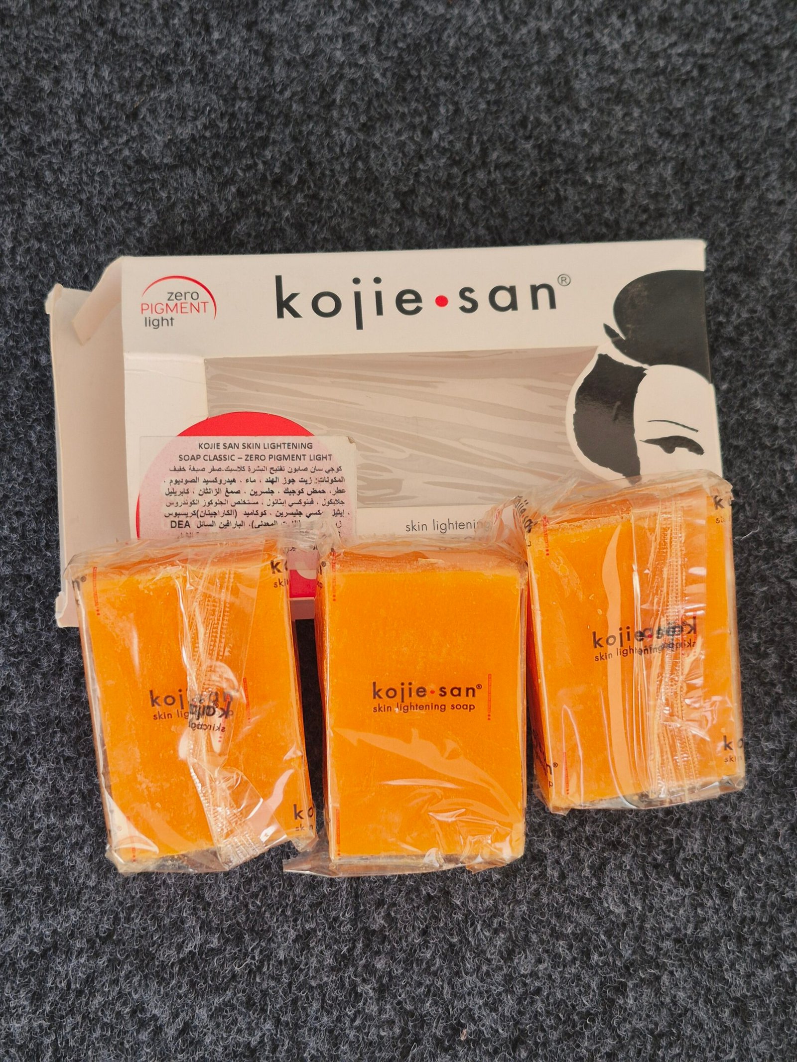 Kojie San - Skin Lightening Soap 65g x 3
